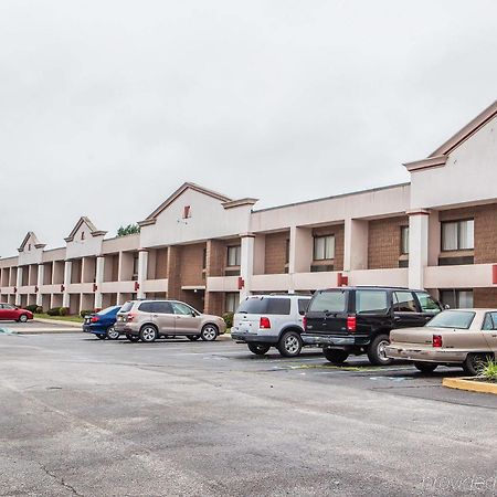 Red Roof Inn & Suites Mt Holly - Mcguire Afb Westampton Kültér fotó
