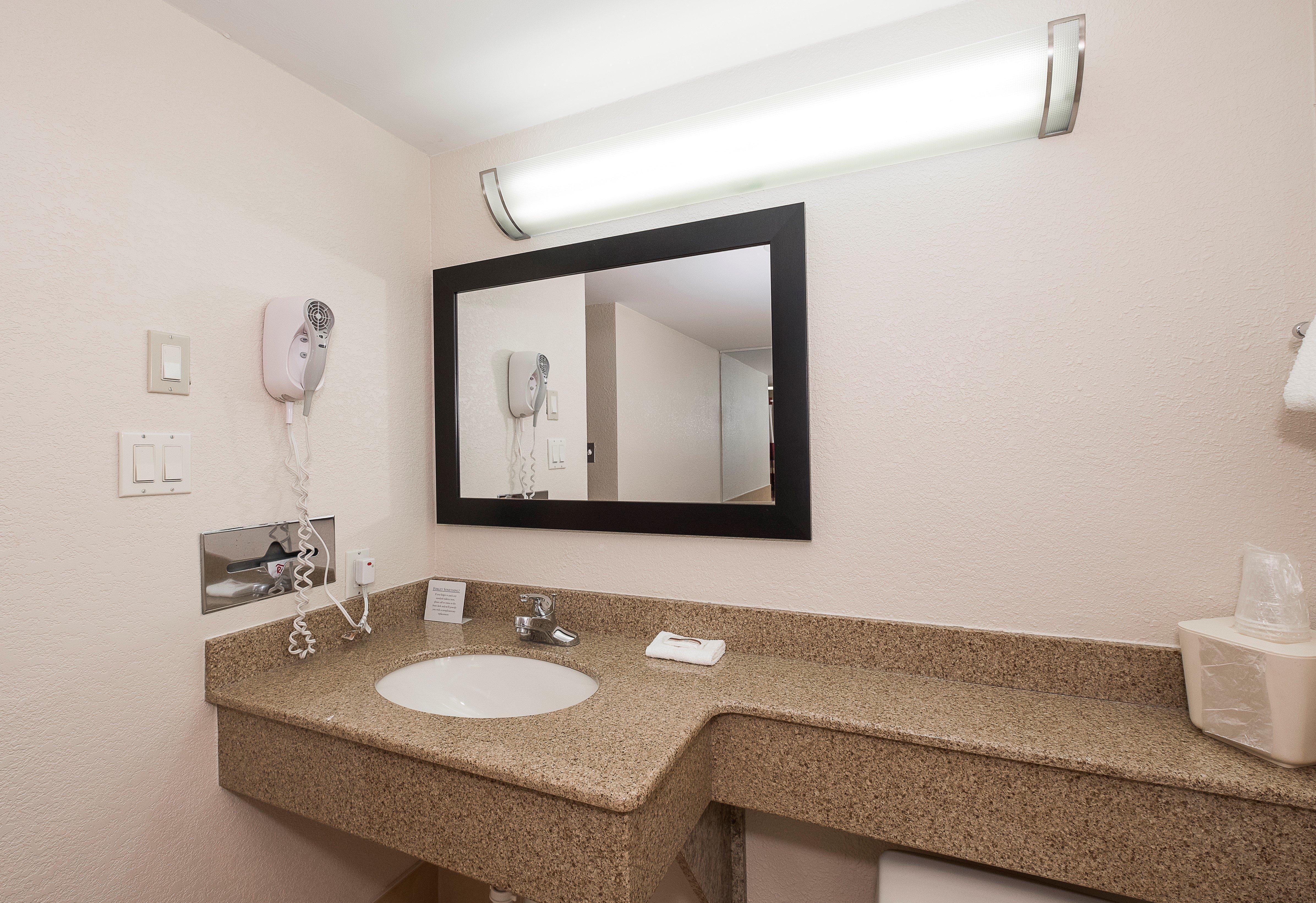 Red Roof Inn & Suites Mt Holly - Mcguire Afb Westampton Kültér fotó