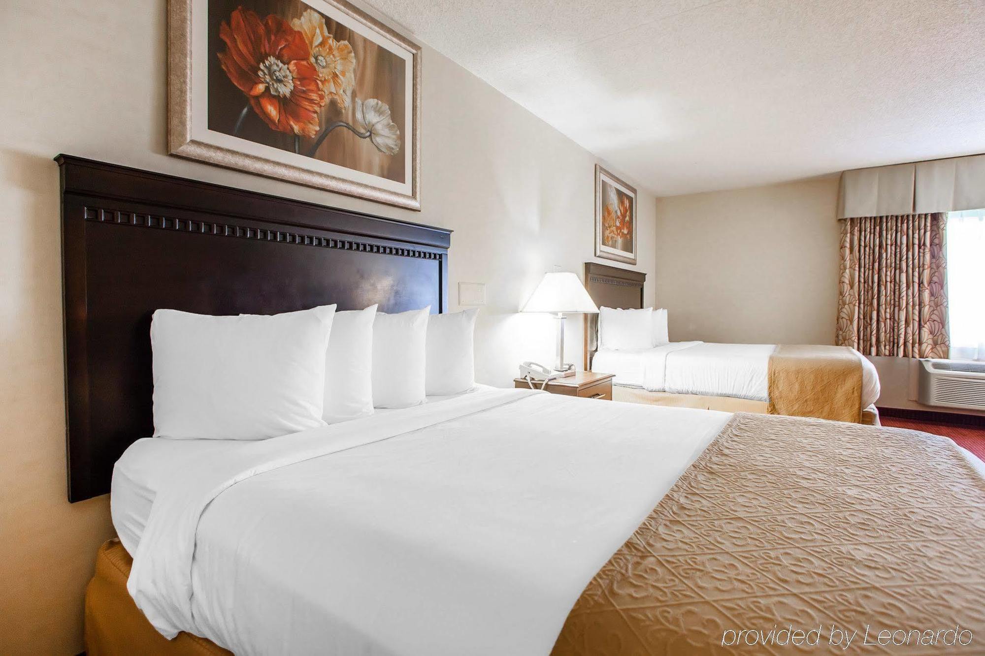 Red Roof Inn & Suites Mt Holly - Mcguire Afb Westampton Kültér fotó
