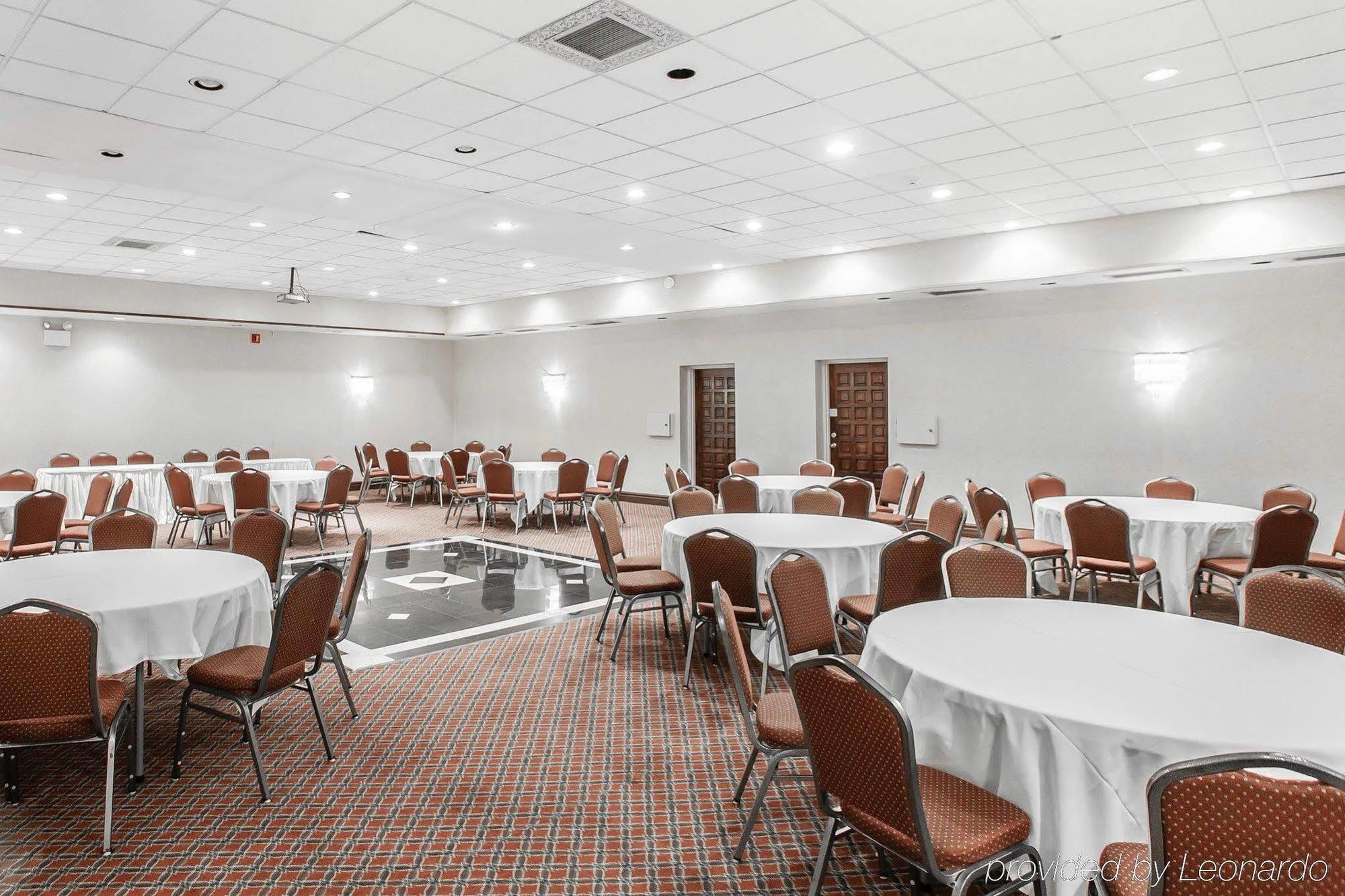 Red Roof Inn & Suites Mt Holly - Mcguire Afb Westampton Kültér fotó